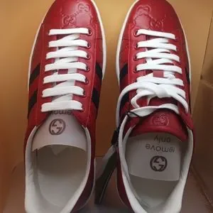 Gucci Signature Calf Sneakers Red Gucci Men main image 4